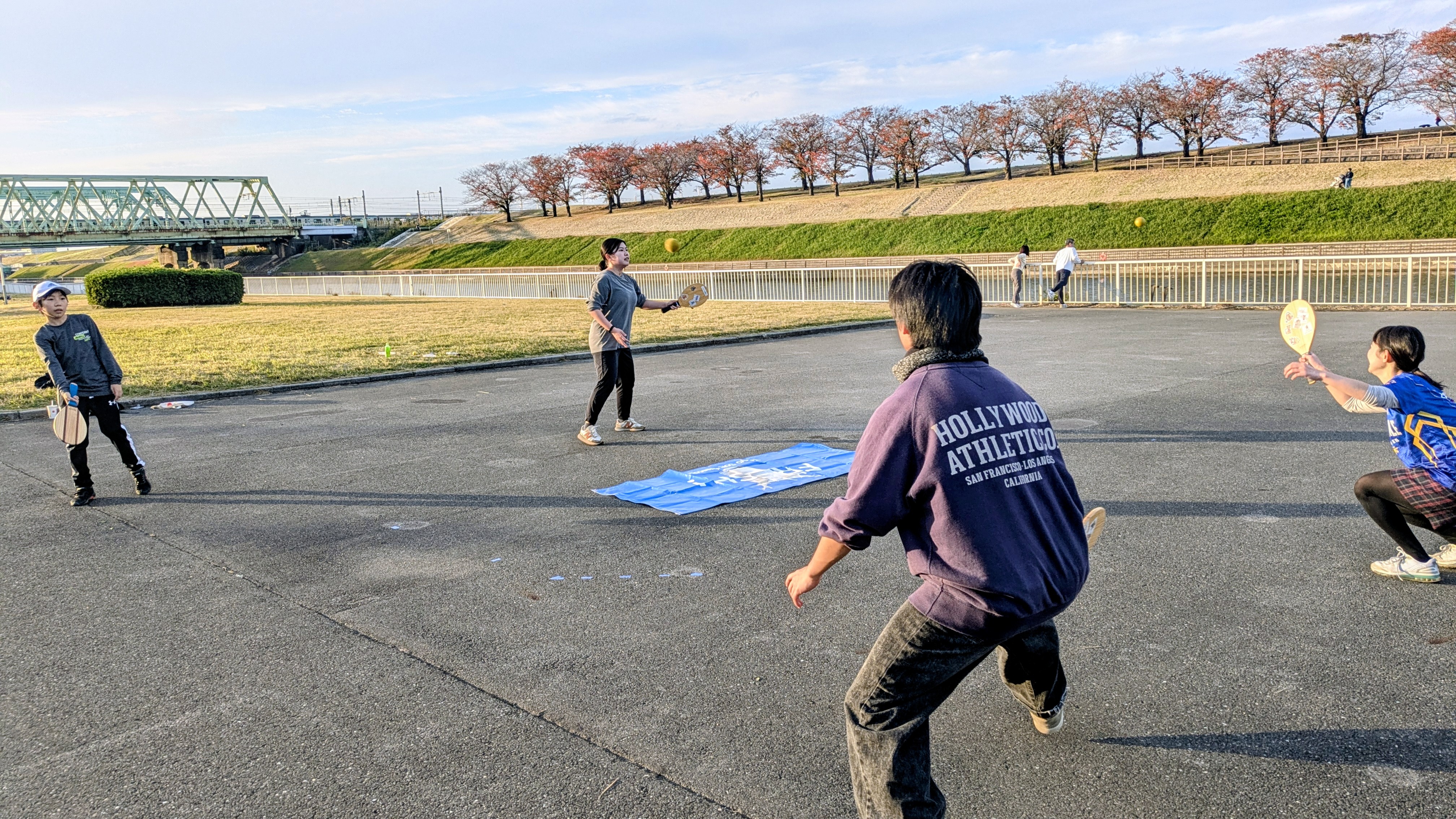メジャースポーツでは解決できない。でも、スポーツでしか解決できない問題に取り組む、「ソフトフレスコボール」で！